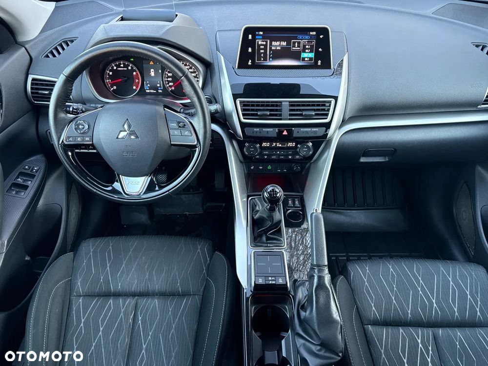 Mitsubishi Eclipse Cross 1.5 T GPF Intense - 10