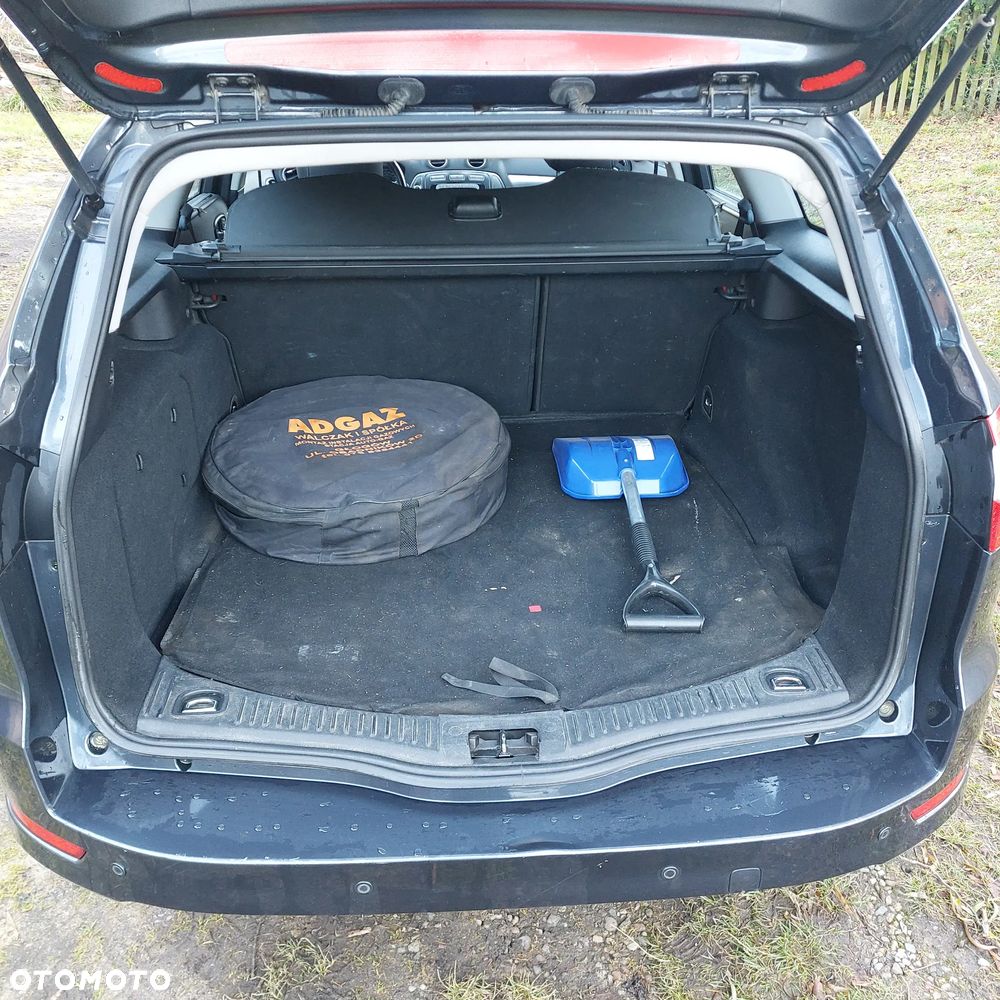 Ford Mondeo 2.0 Titanium - 12