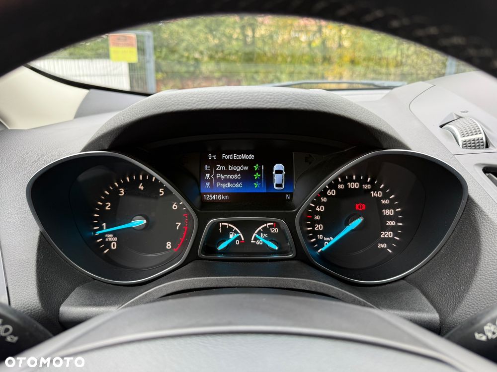Ford Kuga 1.5 EcoBoost 2x4 Titanium - 27