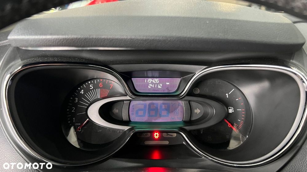 Renault Captur - 13