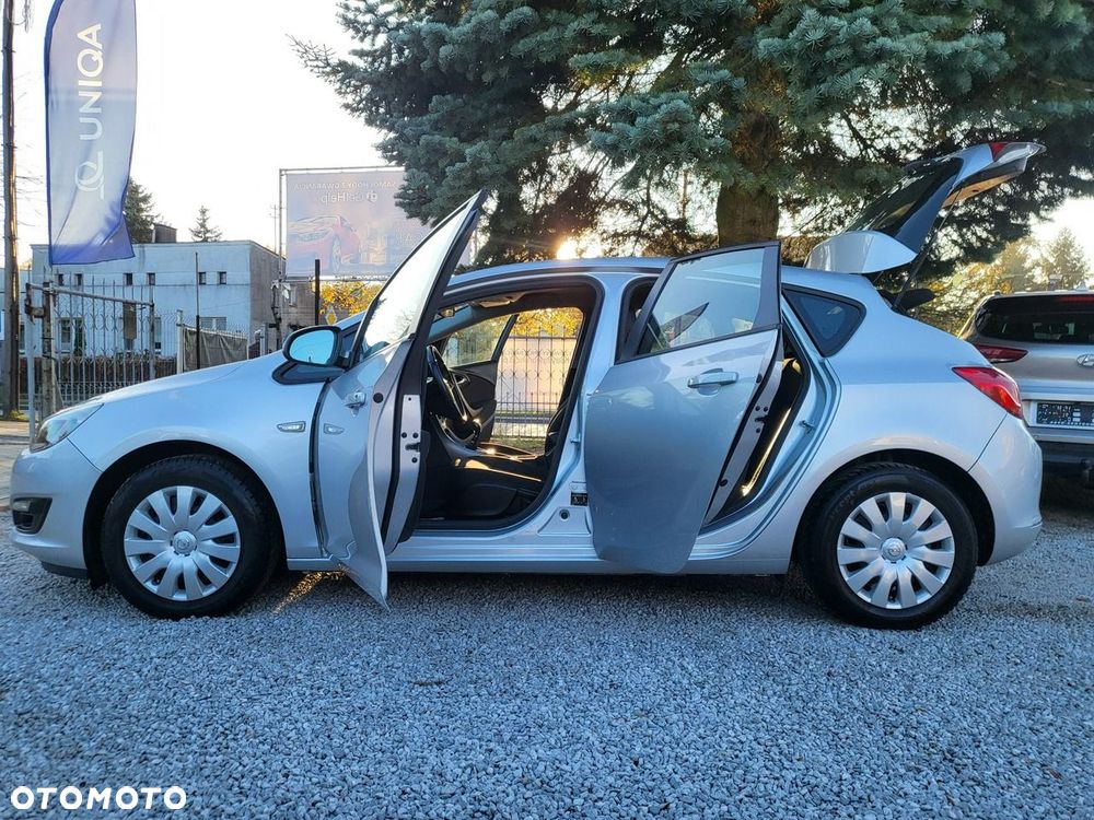 Opel Astra - 12