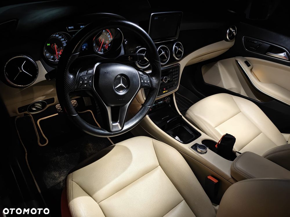 Mercedes-Benz CLA - 7