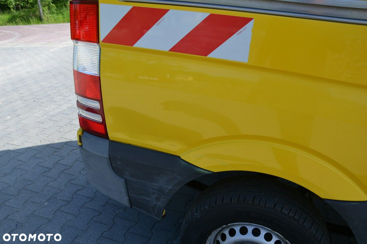 Mercedes-Benz Sprinter - 17