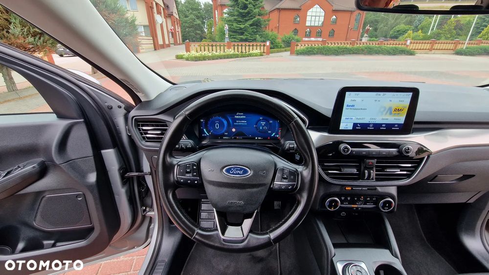 Ford Kuga 2.5 Duratec FHEV TITANIUM - 16