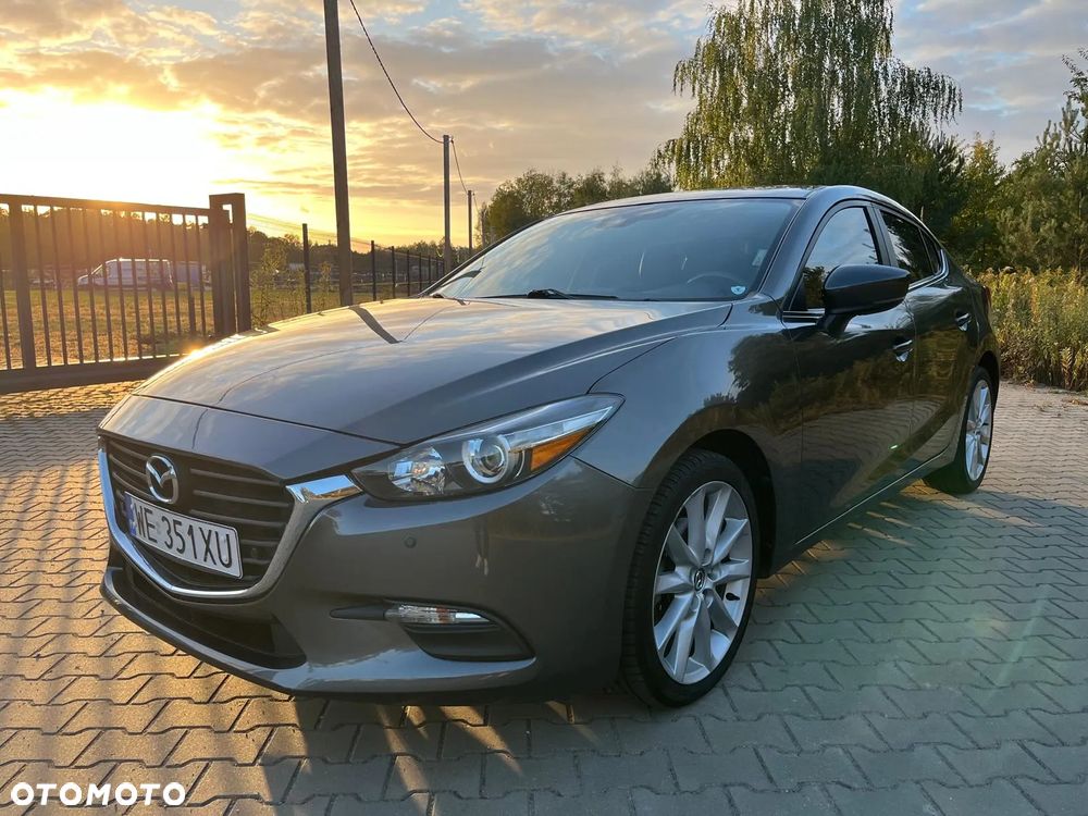 Mazda 3 - 8