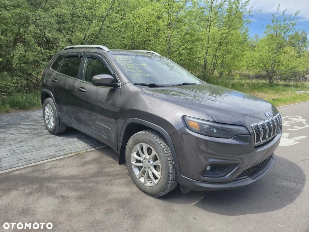 Jeep Cherokee - 6
