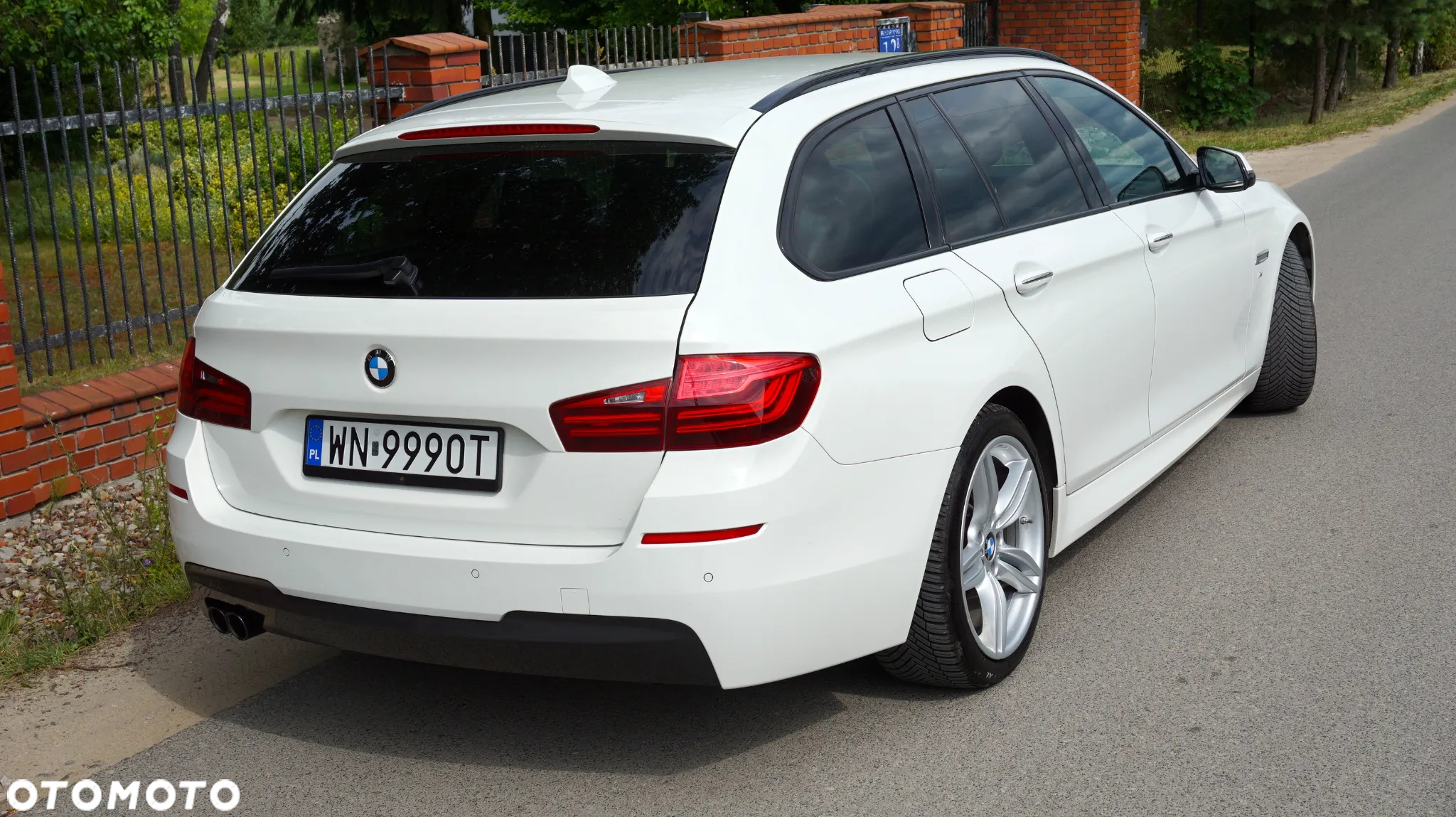 BMW Seria 5 525d xDrive Touring - 30
