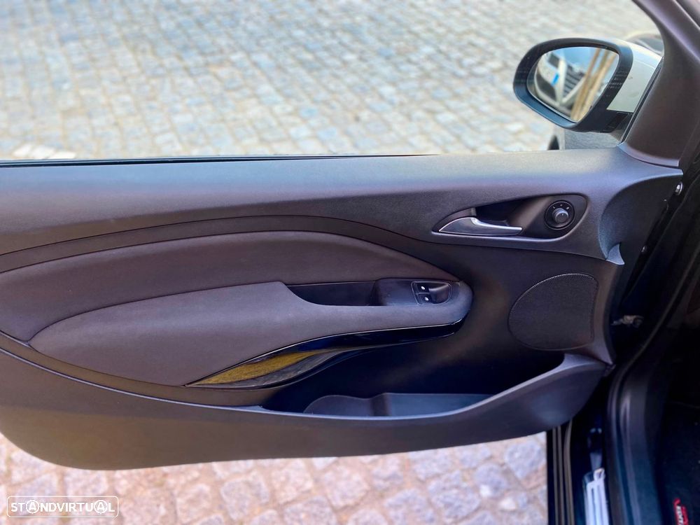 Opel Adam 1.2 Glam - 10