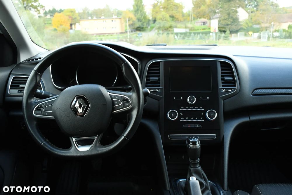 Renault Megane 1.5 Blue dCi Business - 12