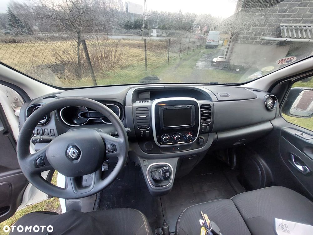 Renault Trafic - 21