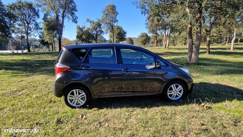 Toyota Verso-S 1.4 D-4D Exclusive - 4