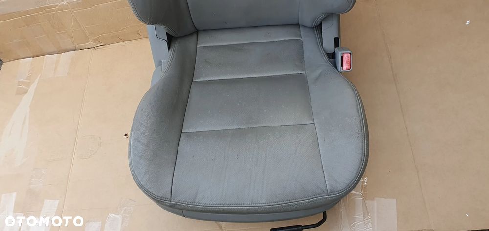Fotel pasażera prawy przód przedni Kia Sorento I - 5
