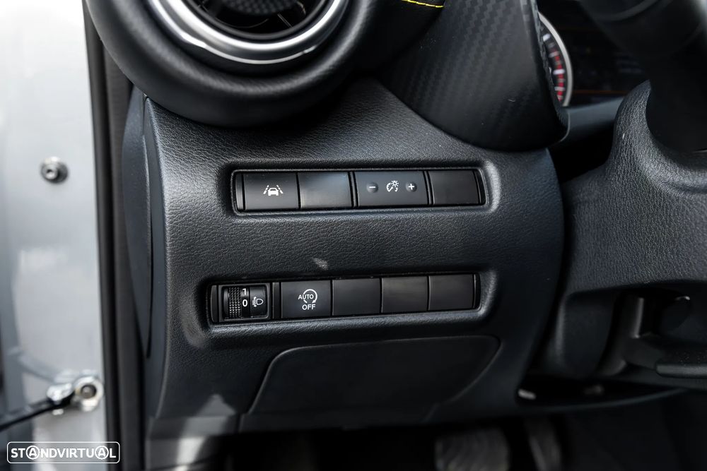 Nissan Juke 1.0 DIG-T DCT Kiiro - 29