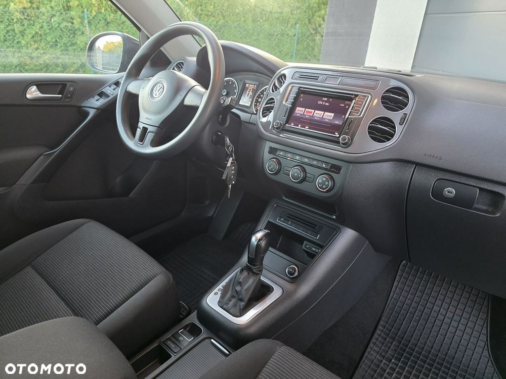 Volkswagen Tiguan - 10