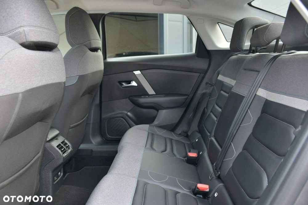 Citroën C4X - 12