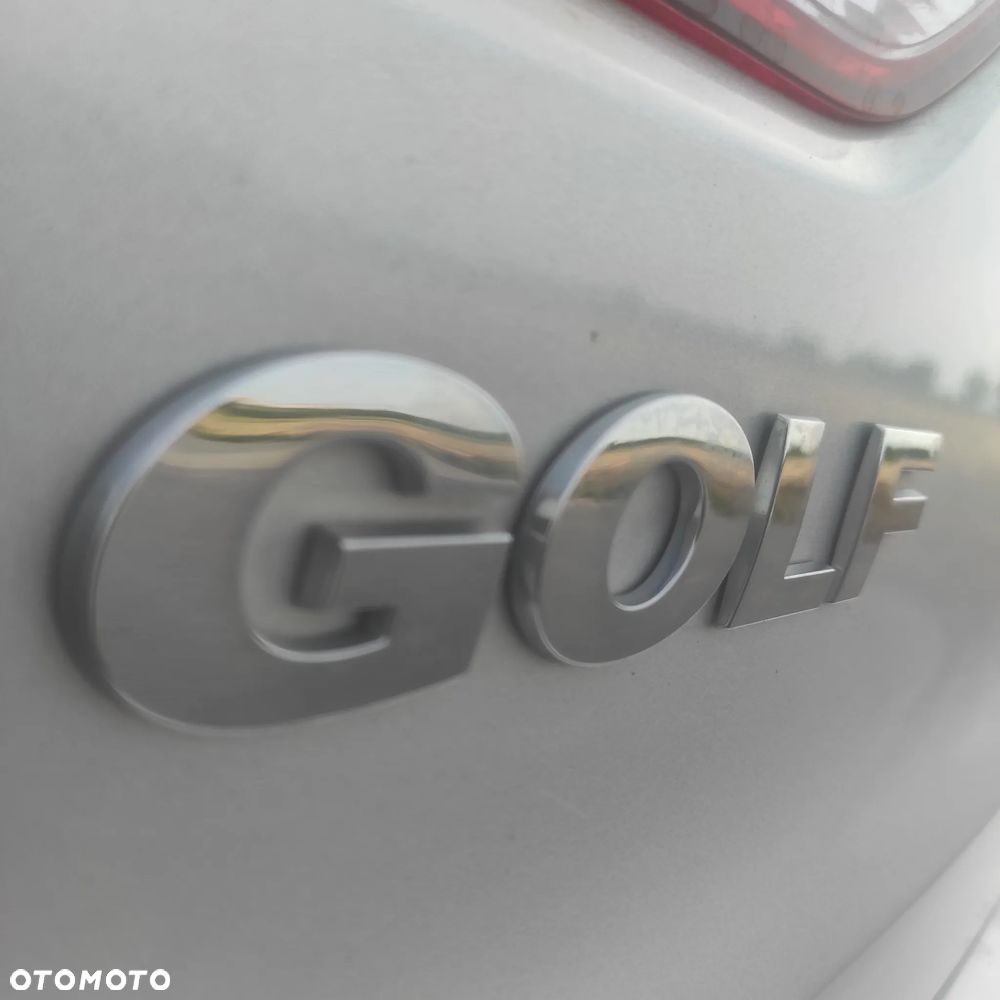 Volkswagen Golf - 34