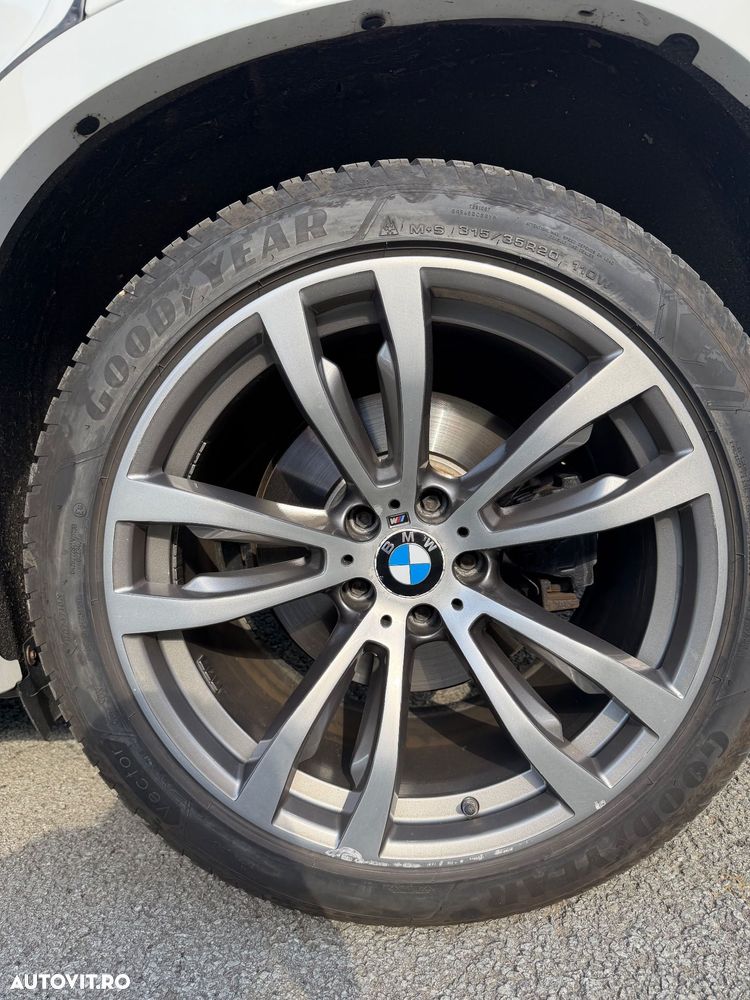 BMW X6 xDrive40d - 13