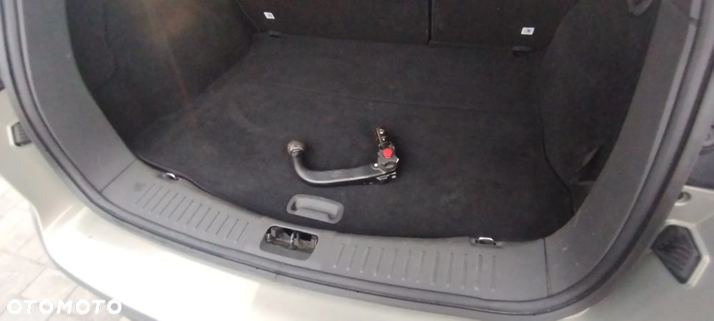 Ford Kuga 2.0 TDCi 4WD Titanium - 12