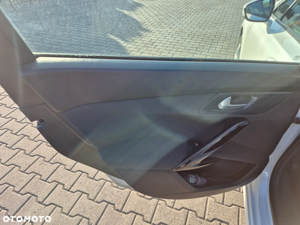 Peugeot 508 BlueHDi 150 Stop&Start Style - 17