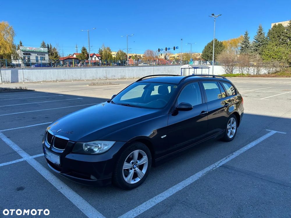 BMW Seria 3 318d - 2