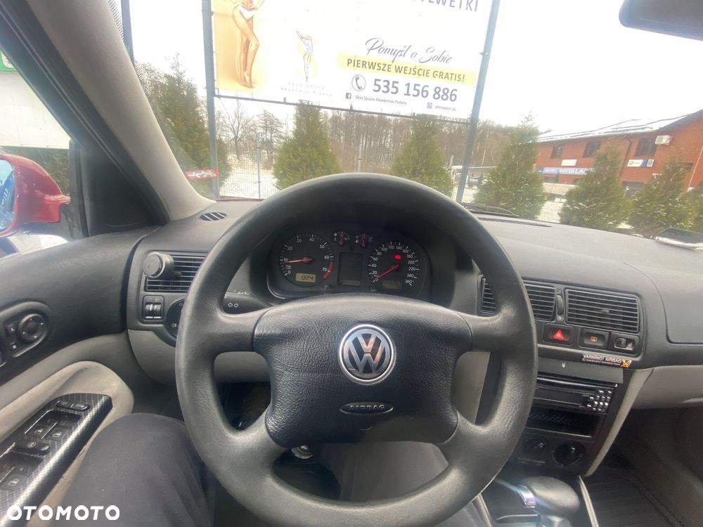 Volkswagen Golf 1.6 Basis - 21