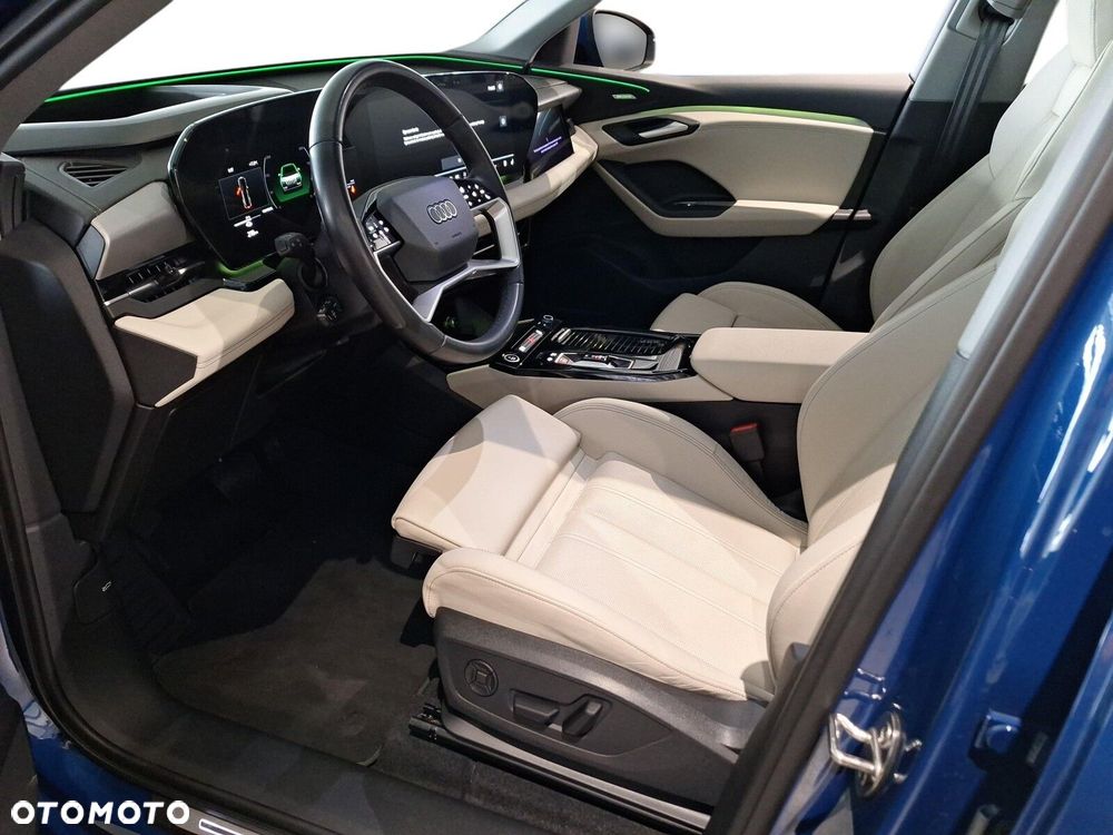 Audi Q6 e-tron - 11