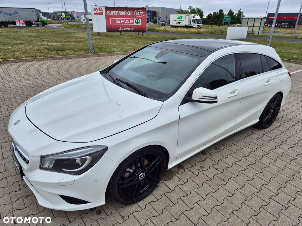 Mercedes-Benz CLA 180 7G-DCT - 7