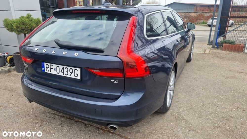 Volvo V90 - 5