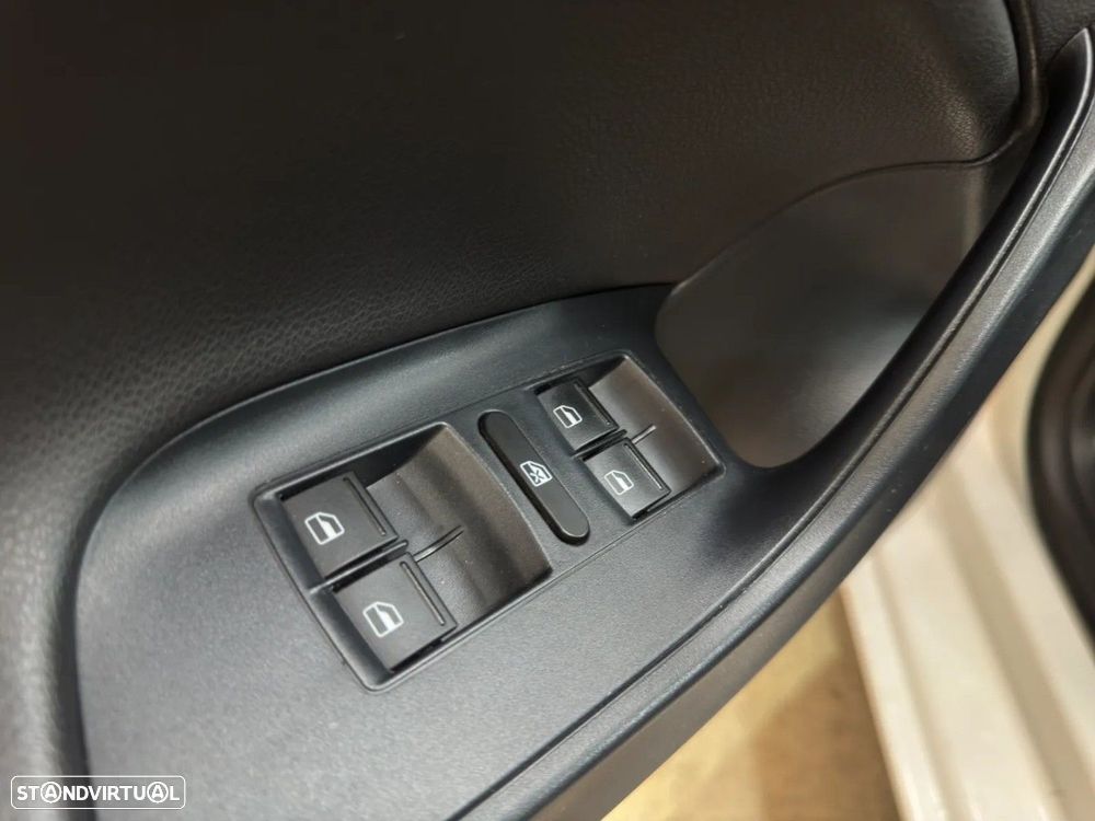 SEAT Ibiza 1.6 TDI FR - 16