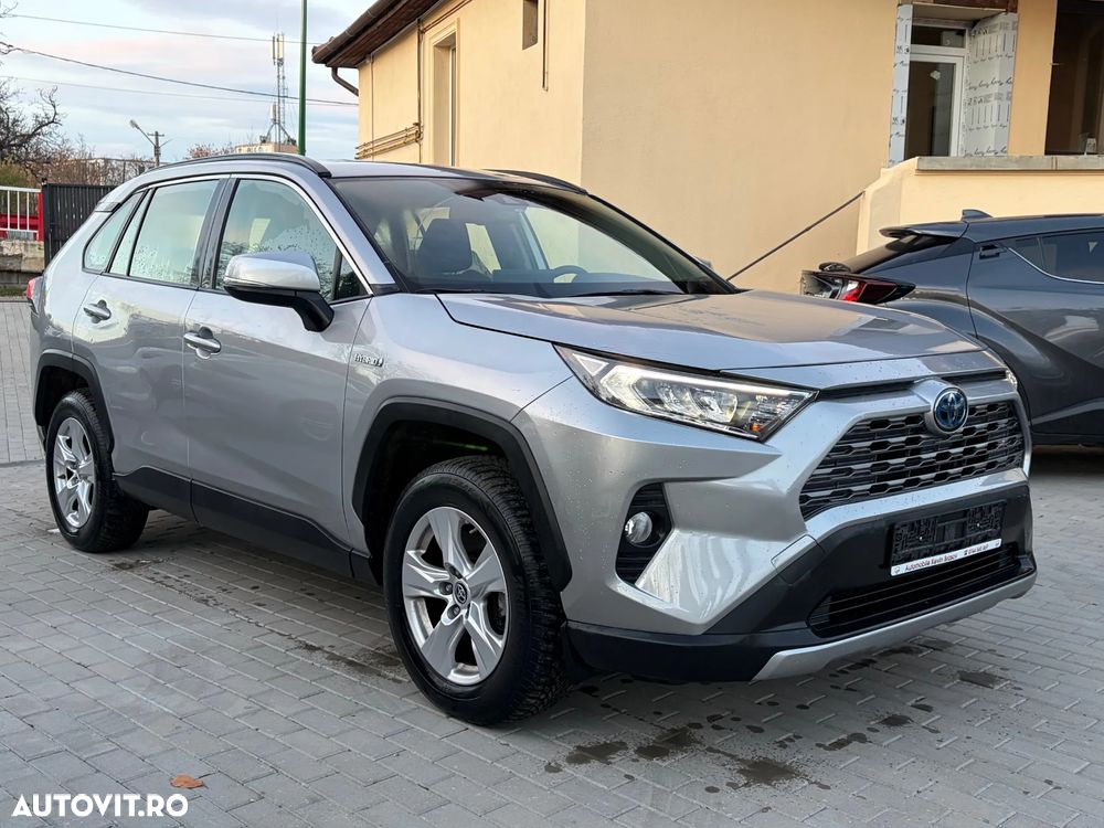 Toyota RAV4 - 11