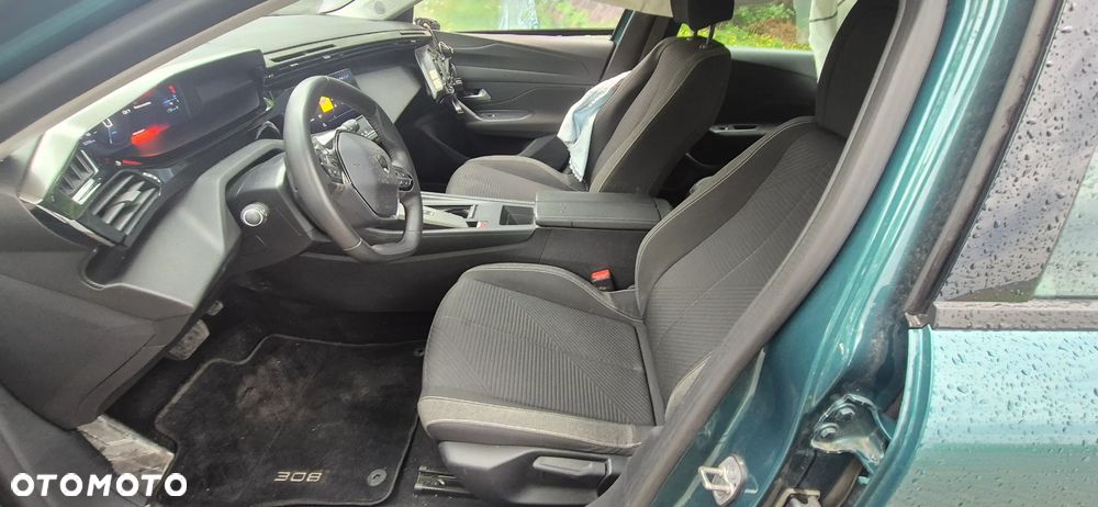 Peugeot 308 1.2 PureTech Allure S&S EAT8 - 16