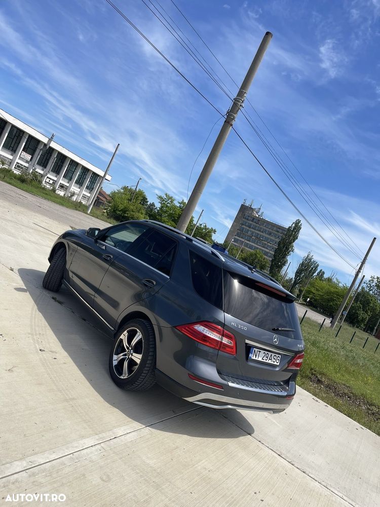 Mercedes-Benz ML - 8