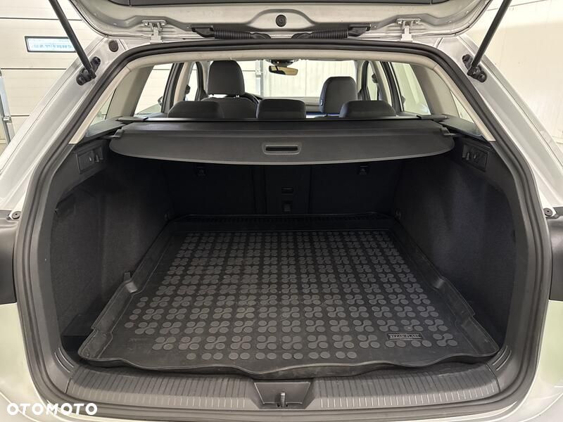Volkswagen Golf - 20
