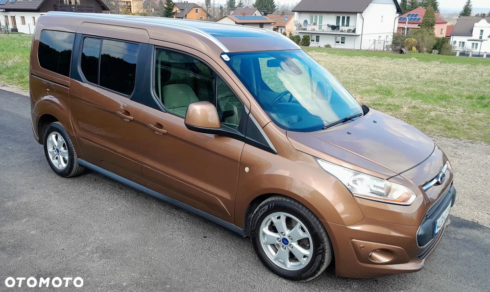 Ford Tourneo Connect Grand - 25