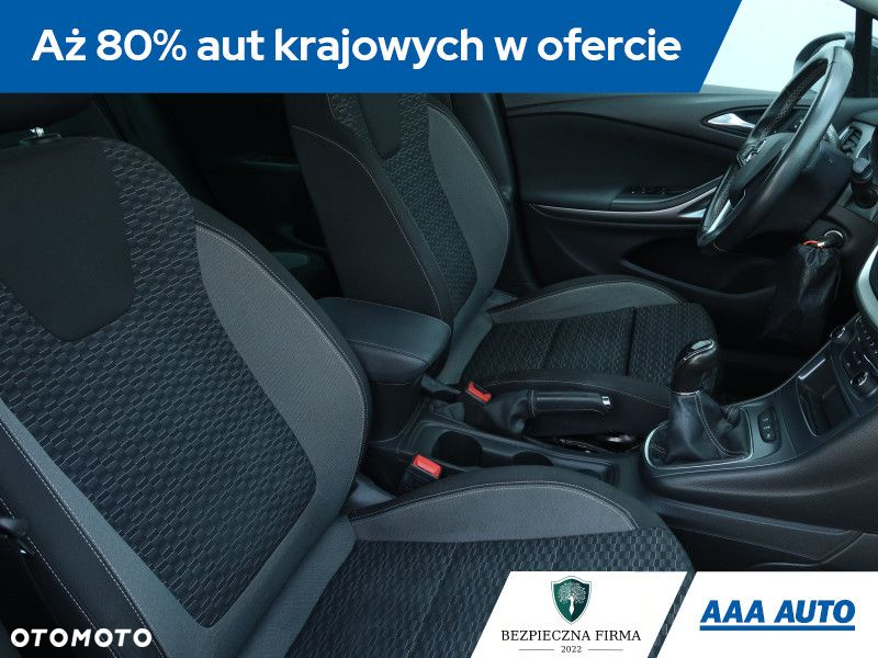Opel Astra - 10