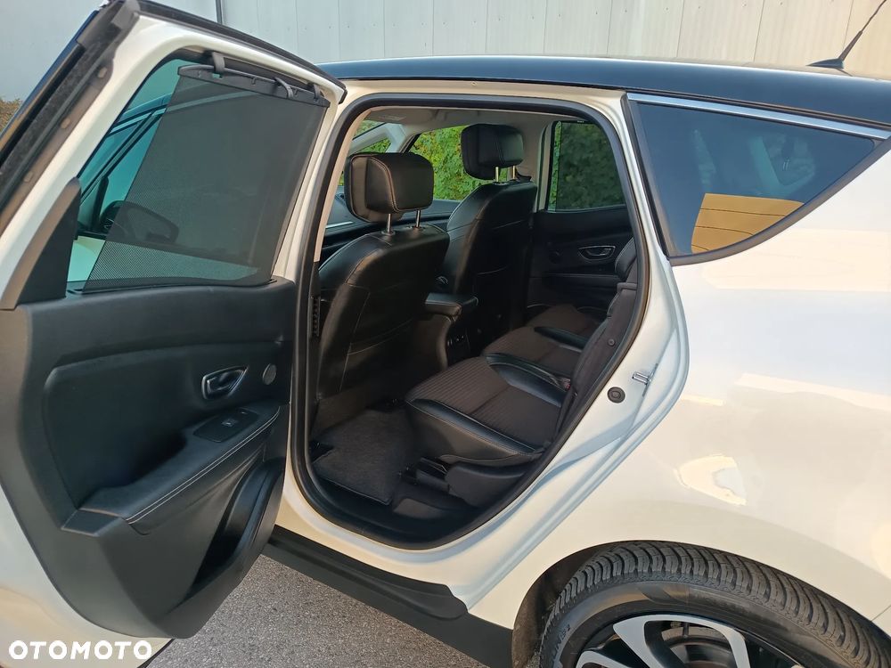 Renault Scenic TCe 140 GPF EDC BOSE EDITION - 36