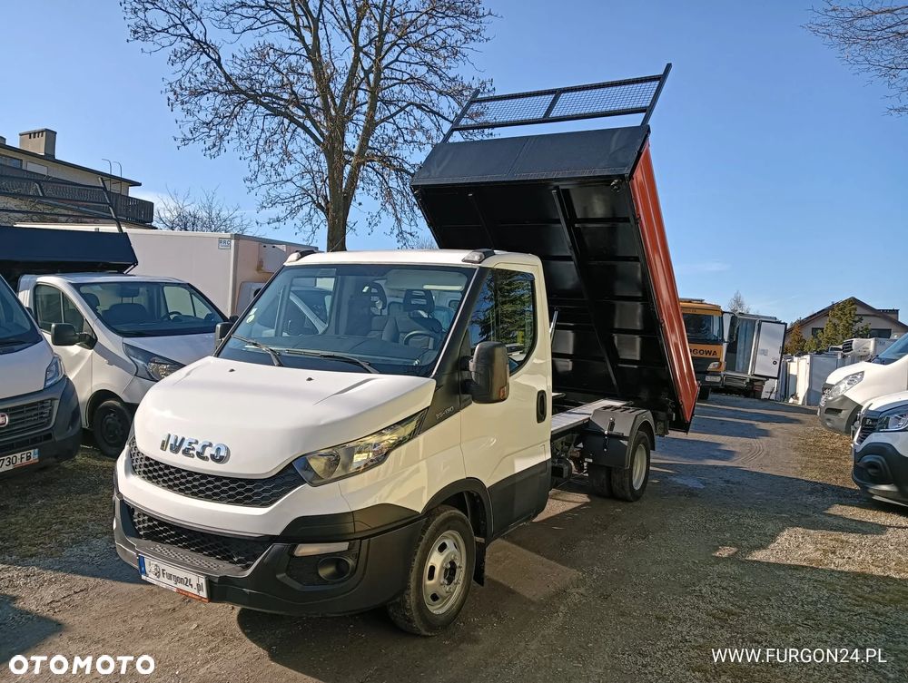 Iveco DAILY 35C13 WYWROTKA KIPER Z NAJAZDAMI NR 893