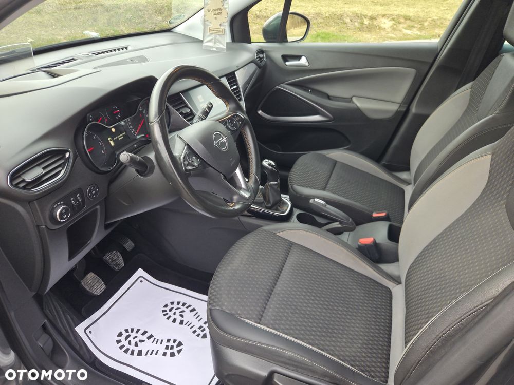 Opel Crossland X - 13