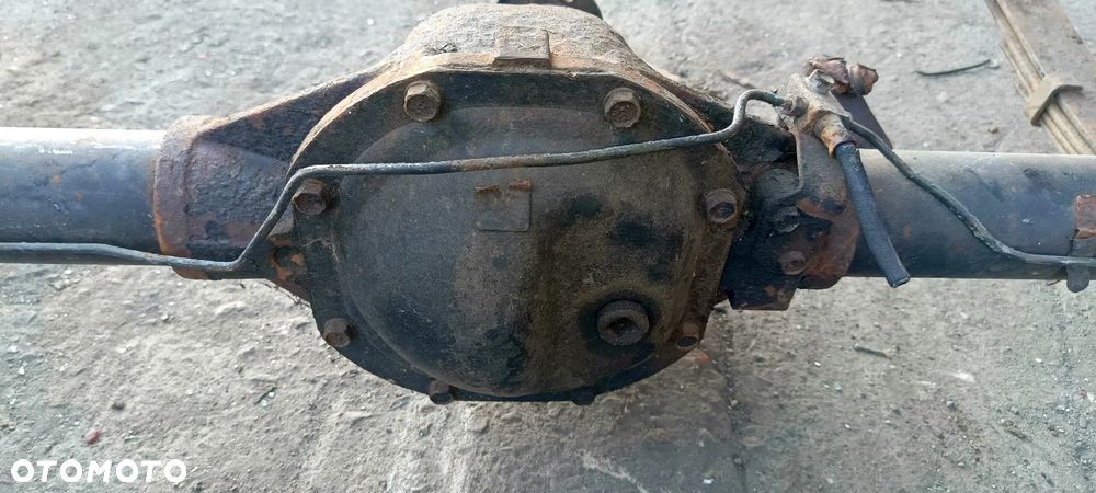 DYFER DYFERENCJAL MOST NISSAN SERENA VANETTE 2.3D - 4