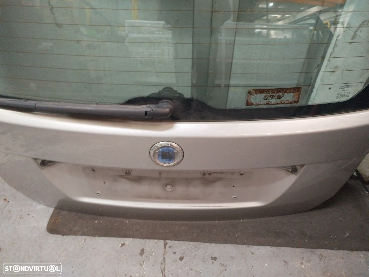 Porta Da Mala Fiat Idea (350_) - 2