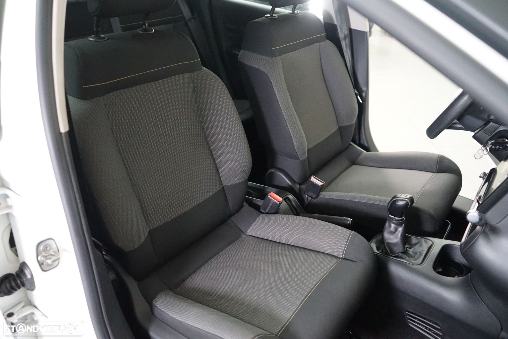 Citroën C3 1.6 BlueHDi Feel - 34