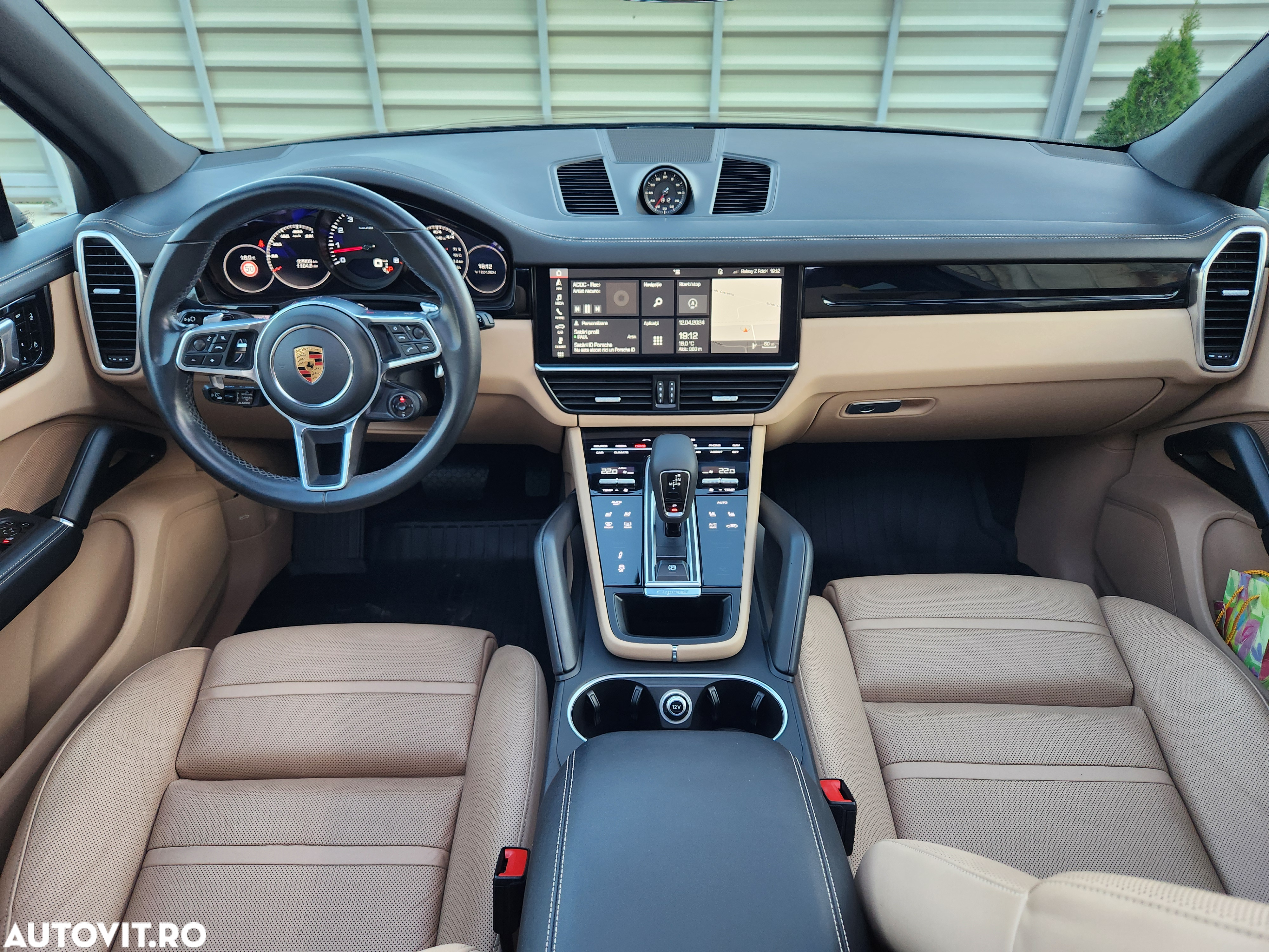 Porsche Cayenne - 6