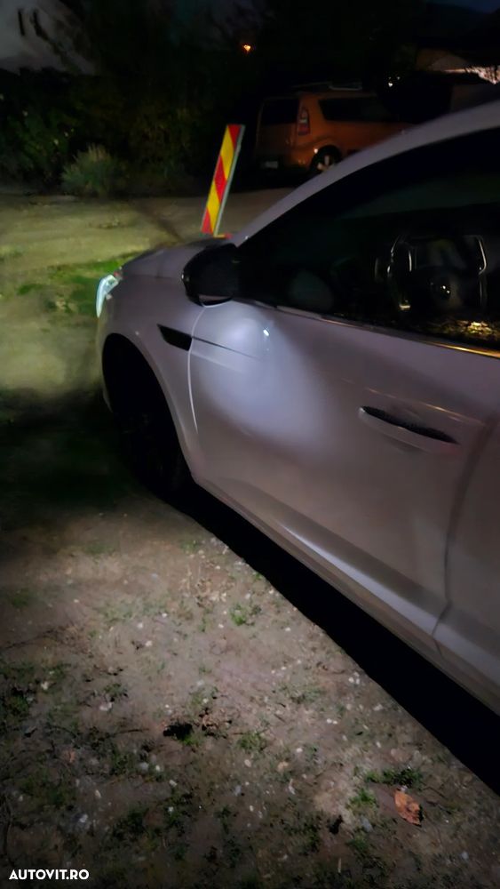 Renault Megane ENERGY dCi EDC GT - 14