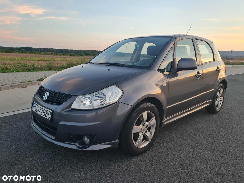 Suzuki SX4 Classic 1.6 VVT 4x2 City+ - 1