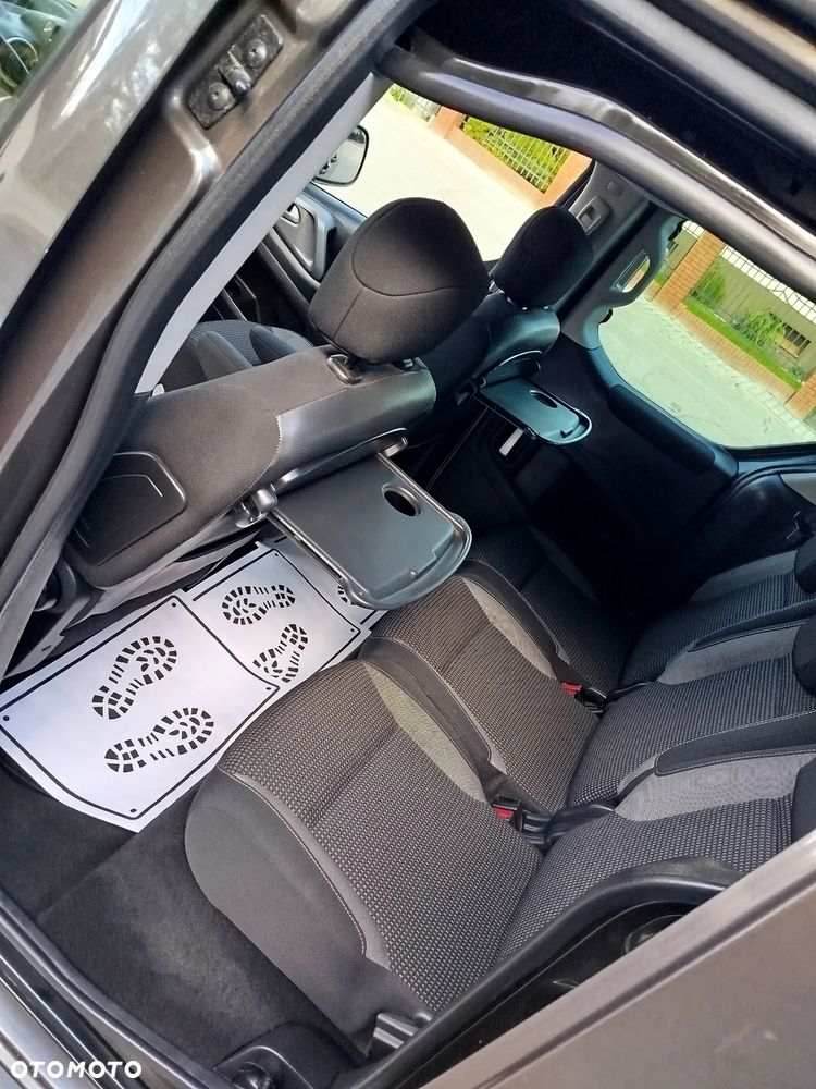 Peugeot Partner 1.6 BlueHDi Outdoor S&S - 24