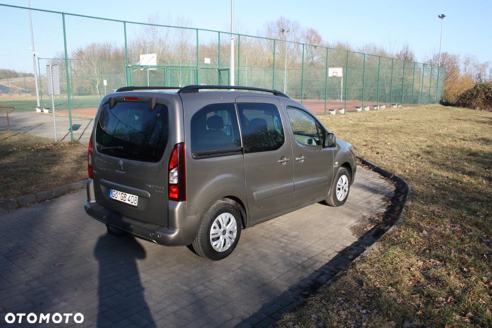 Peugeot Partner HDi FAP 115 Family - 6