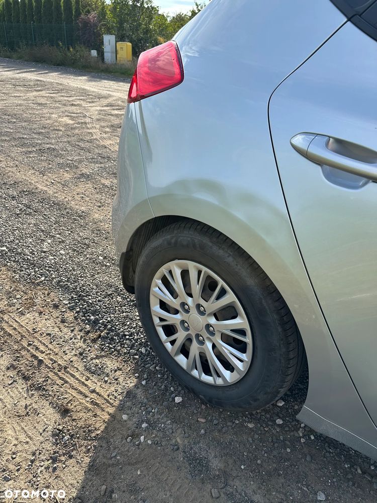 Kia Ceed 1.6 CRDi M - 12
