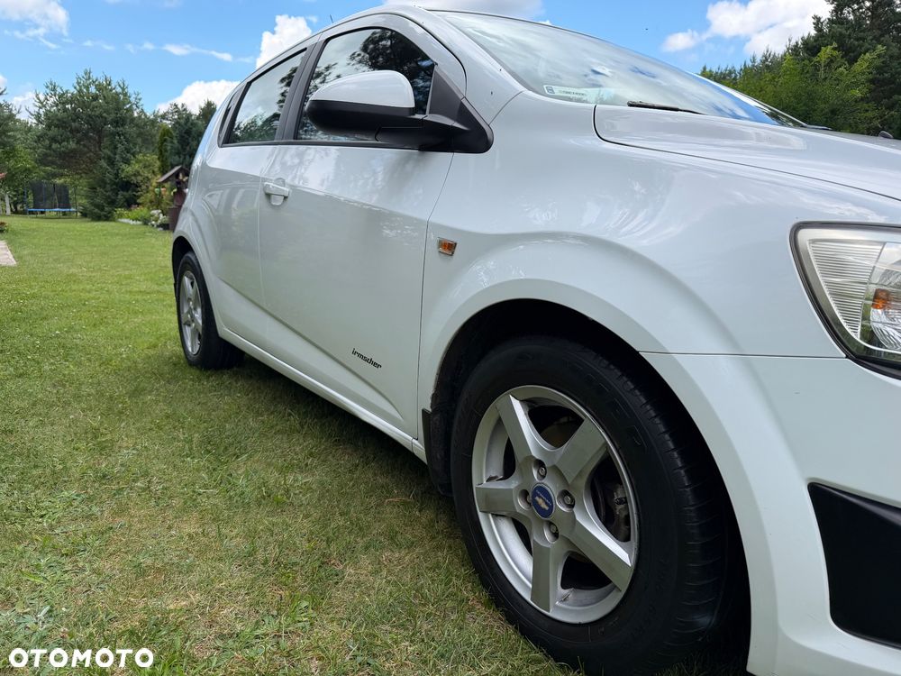 Chevrolet Aveo 1.2 LT - 13