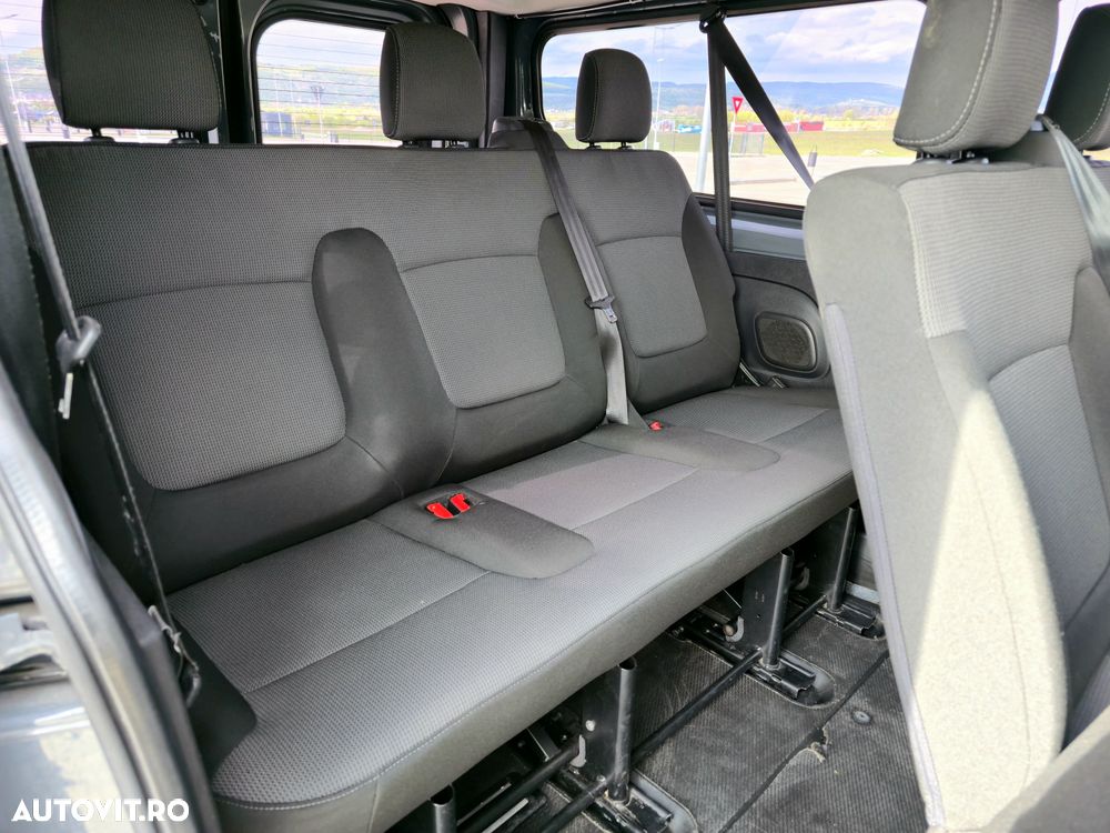 Renault Trafic - 13