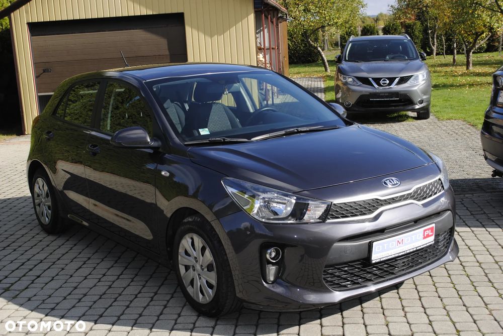 Kia Rio - 9
